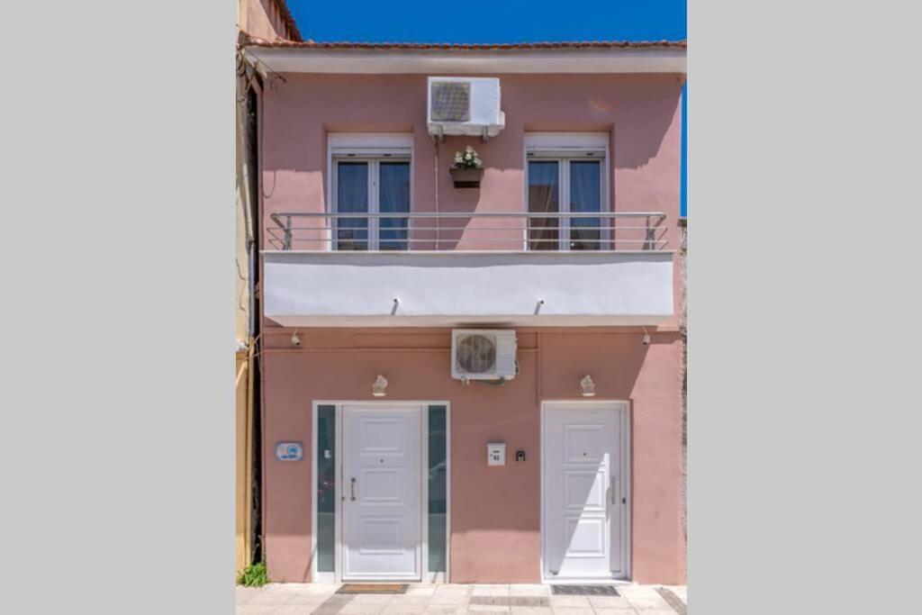 Dennis City Center Elegant Apartment Zakynthos Town Exterior photo