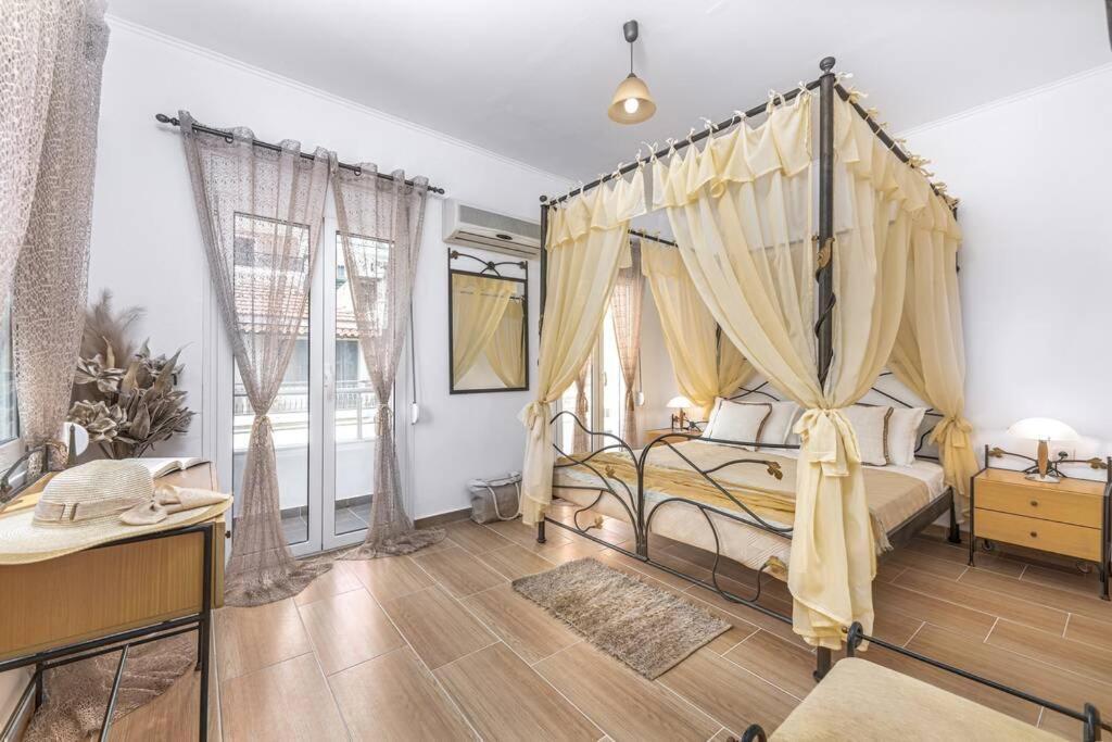 Dennis City Center Elegant Apartment Zakynthos Town Exterior photo